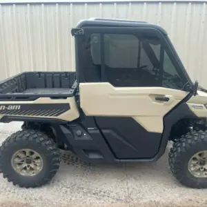 2024 Can-Am Defender Limited